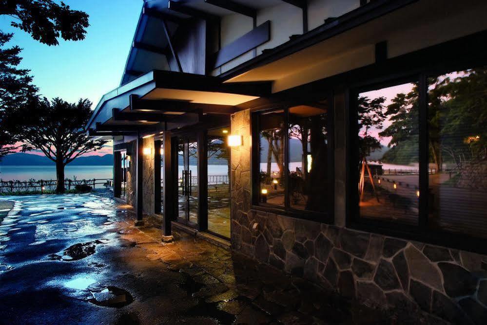Lakeside Villa Suimeikaku Титосе Экстерьер фото